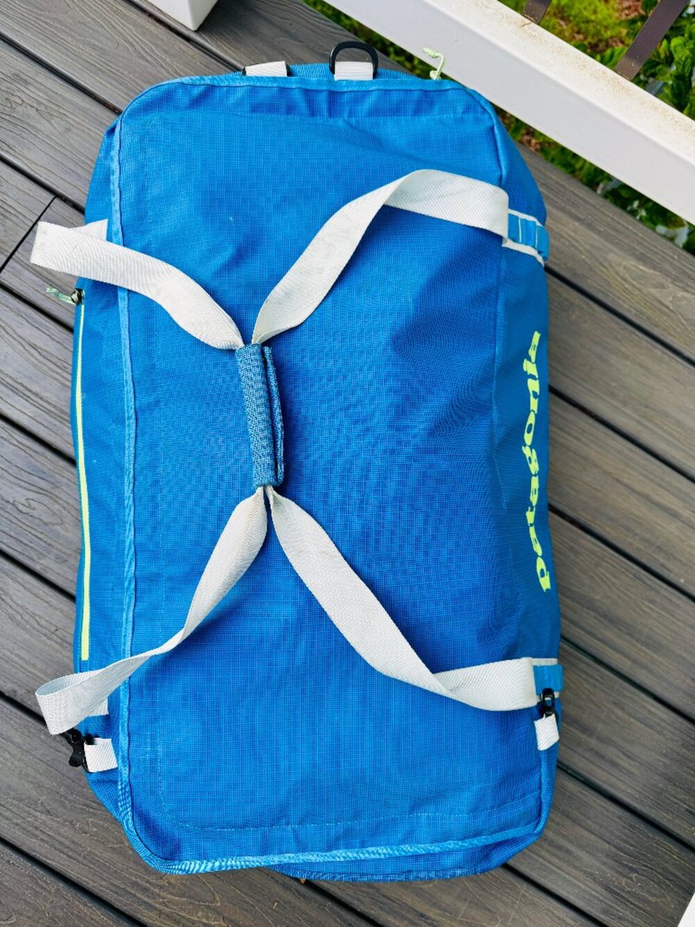 RARE Patagonia Black Hole Duffel Bag 100L Bright Vessel Blue - Picture 2 of 7